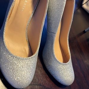 Kelly and Kate new round pump great for a wedding or party size 10 new